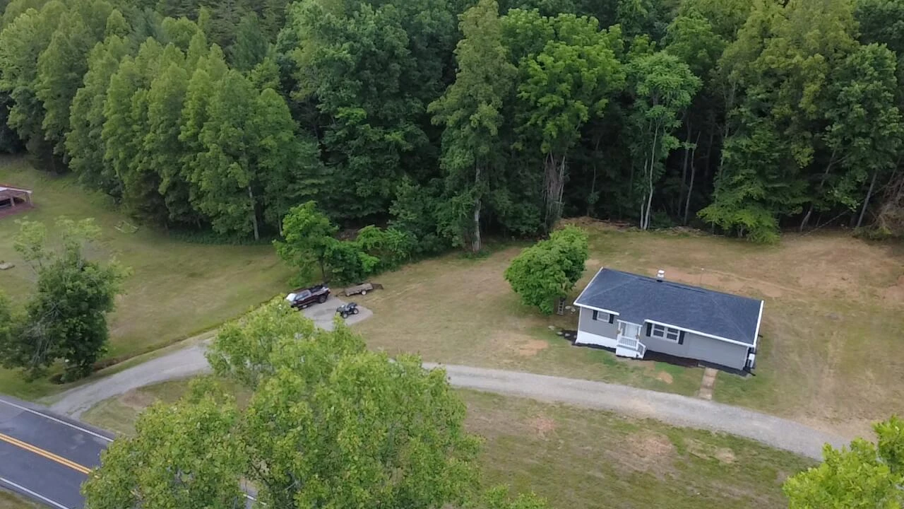 4043 Henry RD - Photo 14