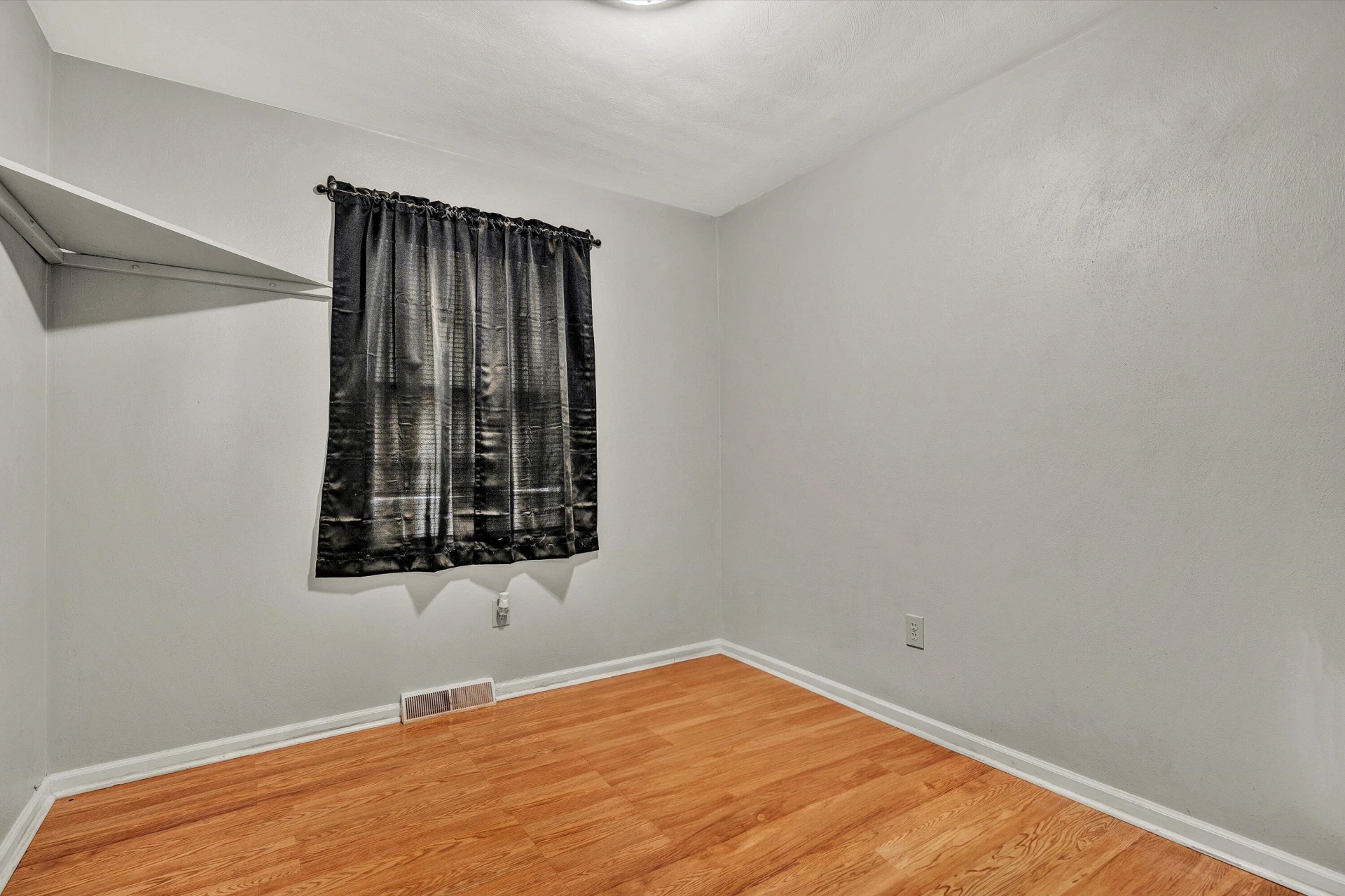 4718 Long Acre DR NE - Photo 13