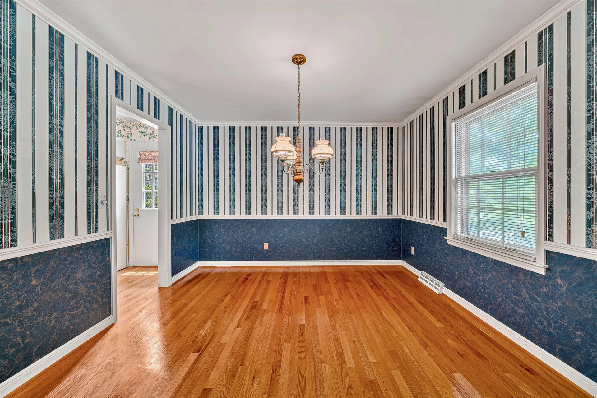 3331 Longhorn RD - Photo 7