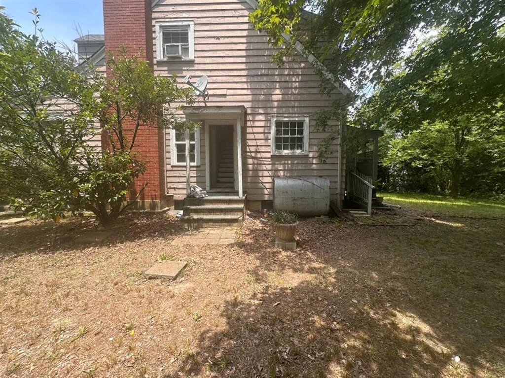417 Ellyson AVE - Photo 3