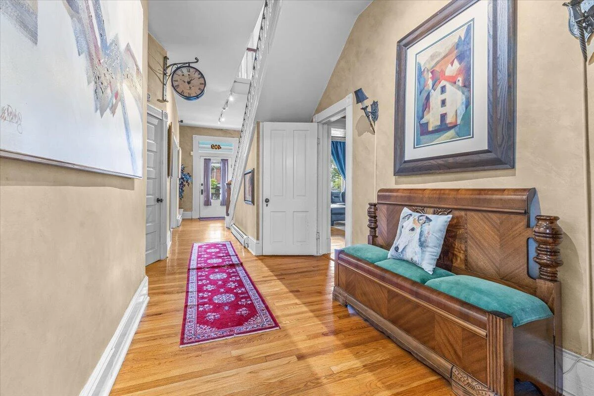 409 Highland AVE SW - Photo 11