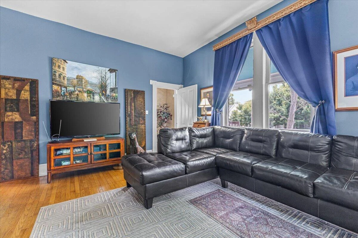 409 Highland AVE SW - Photo 17