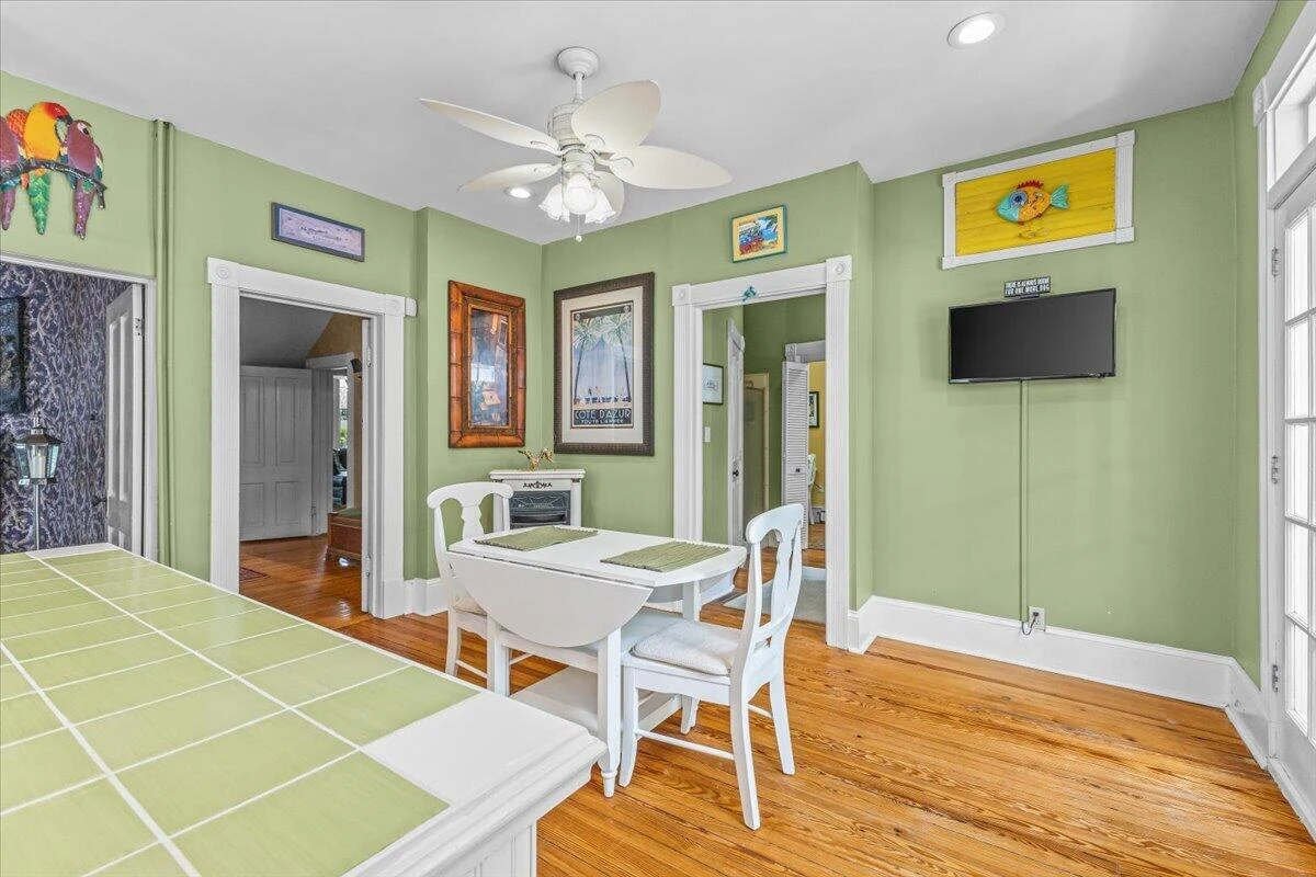 409 Highland AVE SW - Photo 25