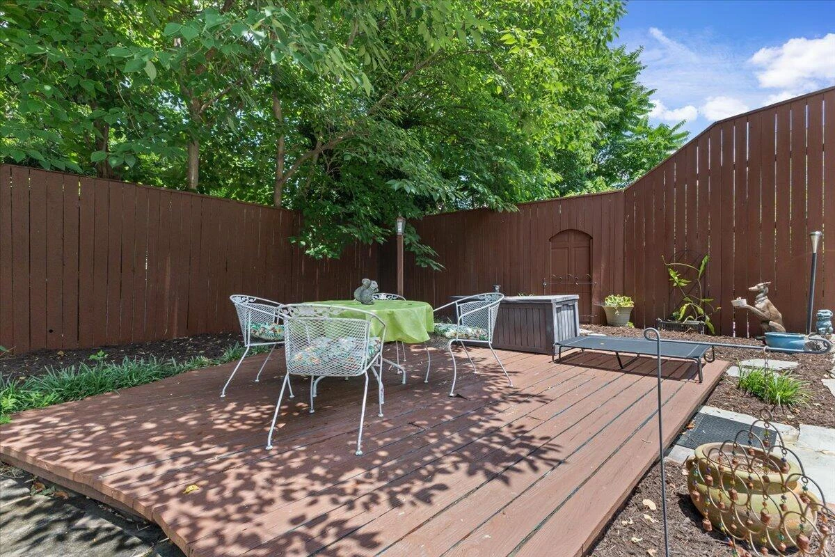 409 Highland AVE SW - Photo 30