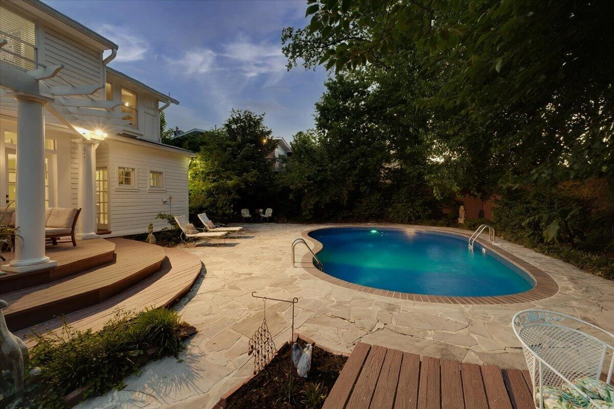 409 Highland AVE SW - Photo 35