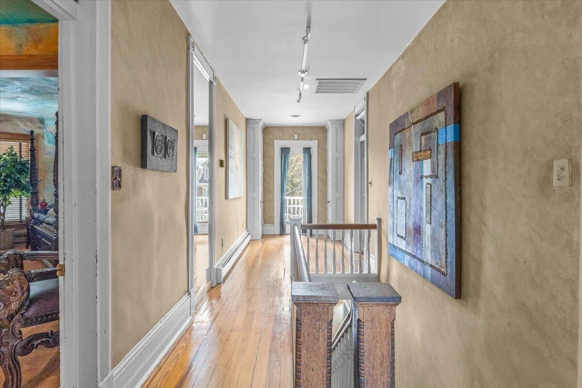 409 Highland AVE SW - Photo 43