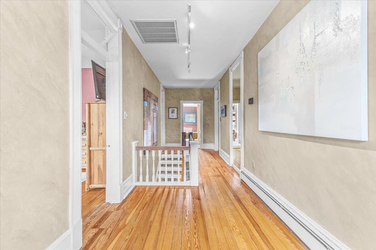 409 Highland AVE SW - Photo 50