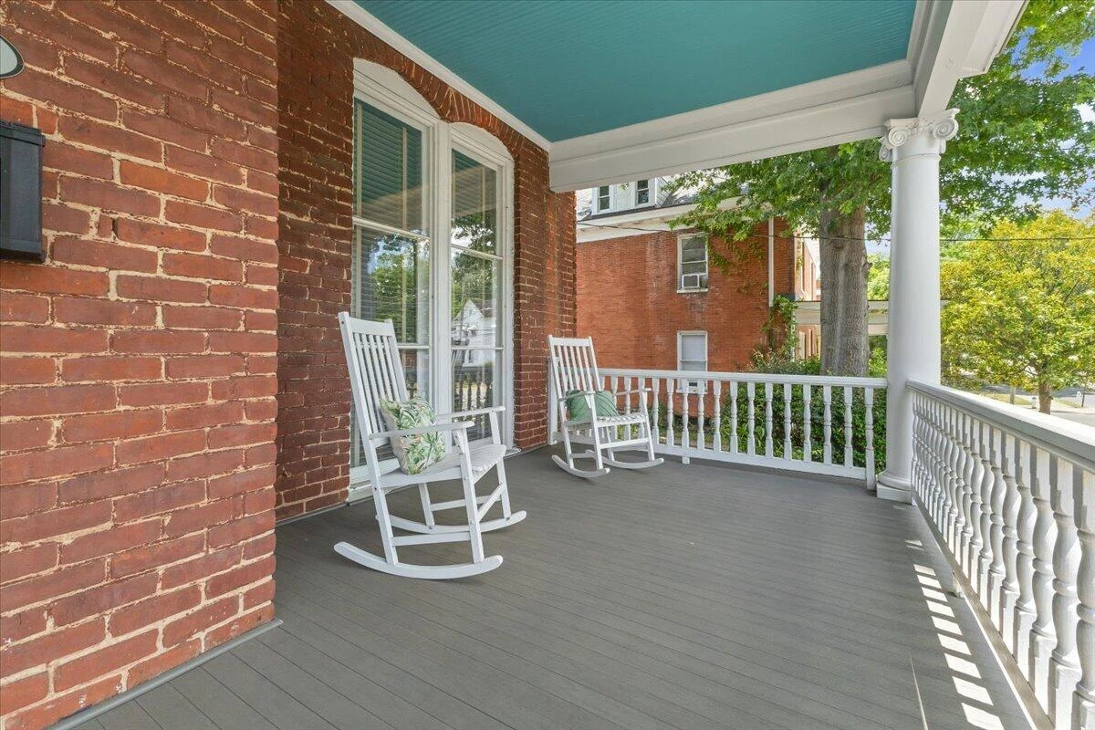 409 Highland AVE SW - Photo 7
