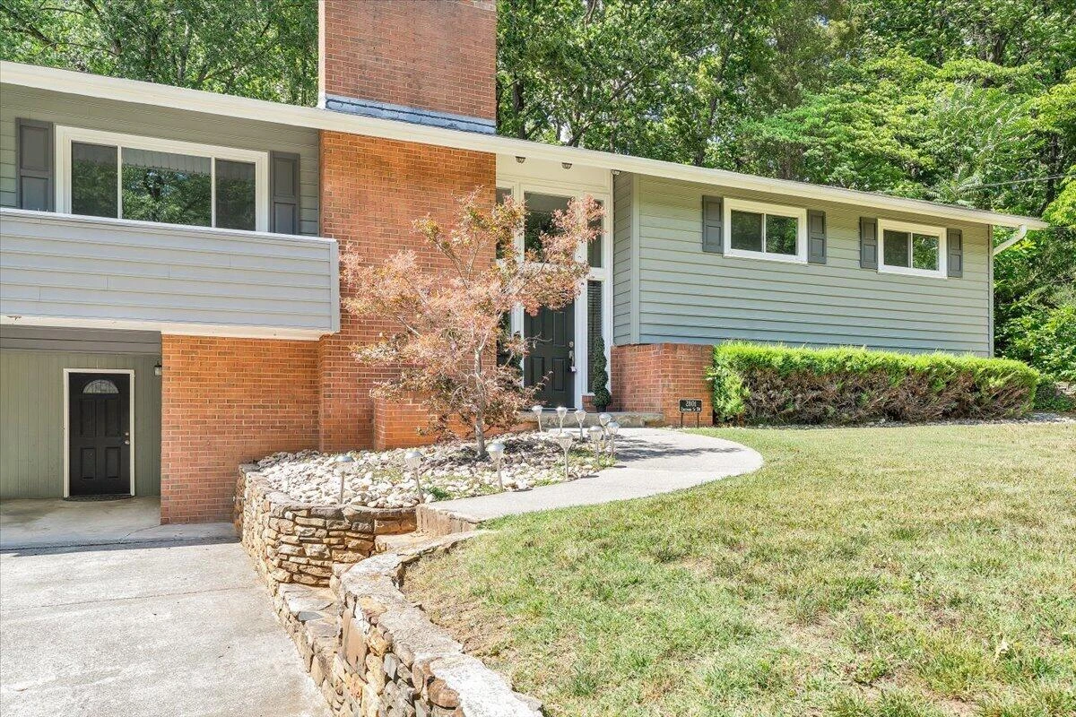 2801 Edgewood ST SW - Photo 2