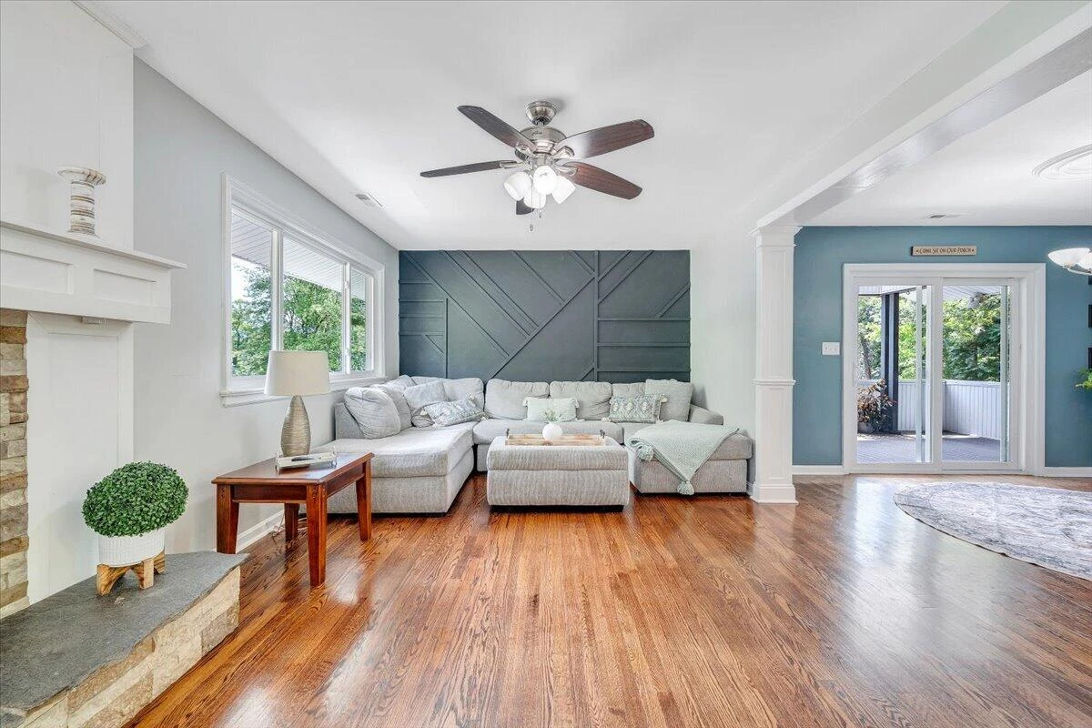 2801 Edgewood ST SW - Photo 6