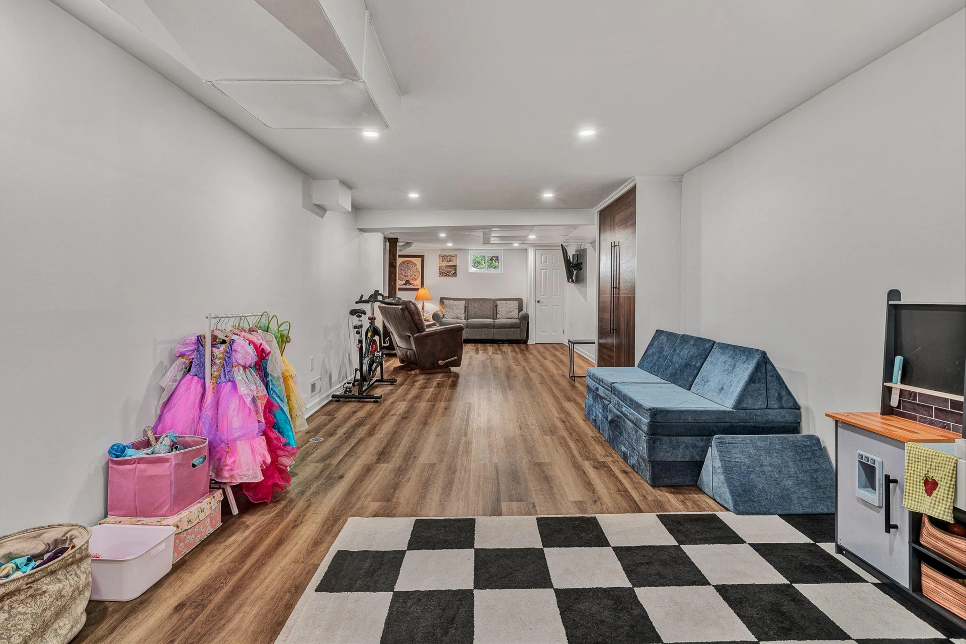 5743 Pine Acres LN - Photo 25