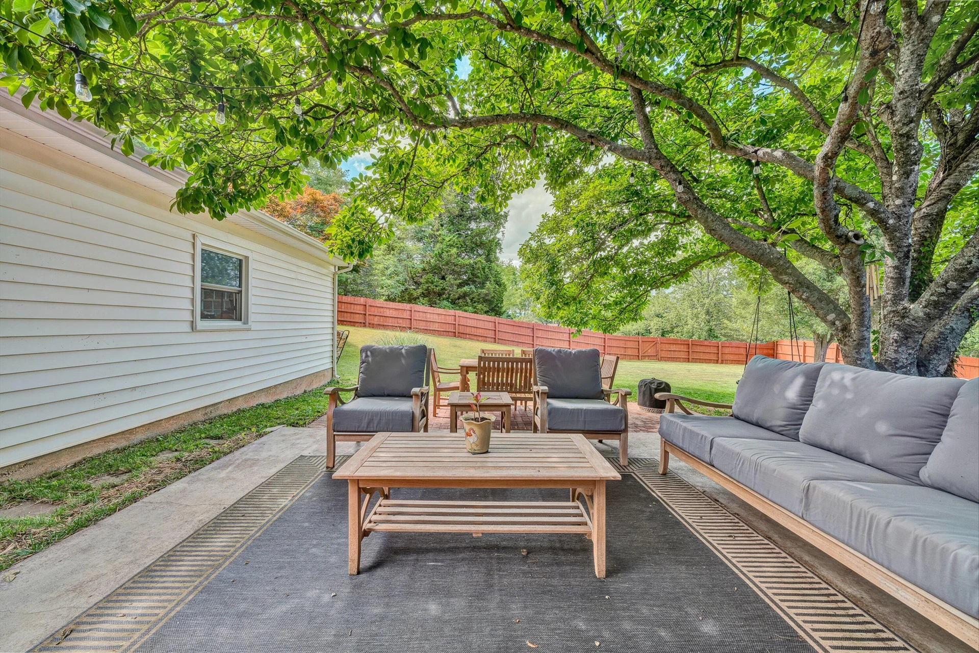 5743 Pine Acres LN - Photo 32