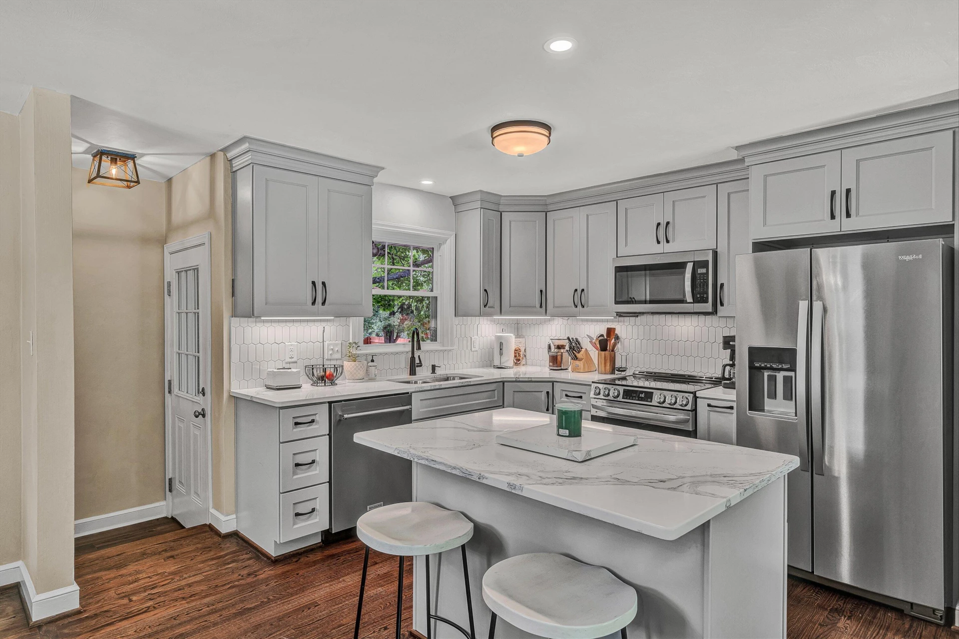5743 Pine Acres LN - Photo 8