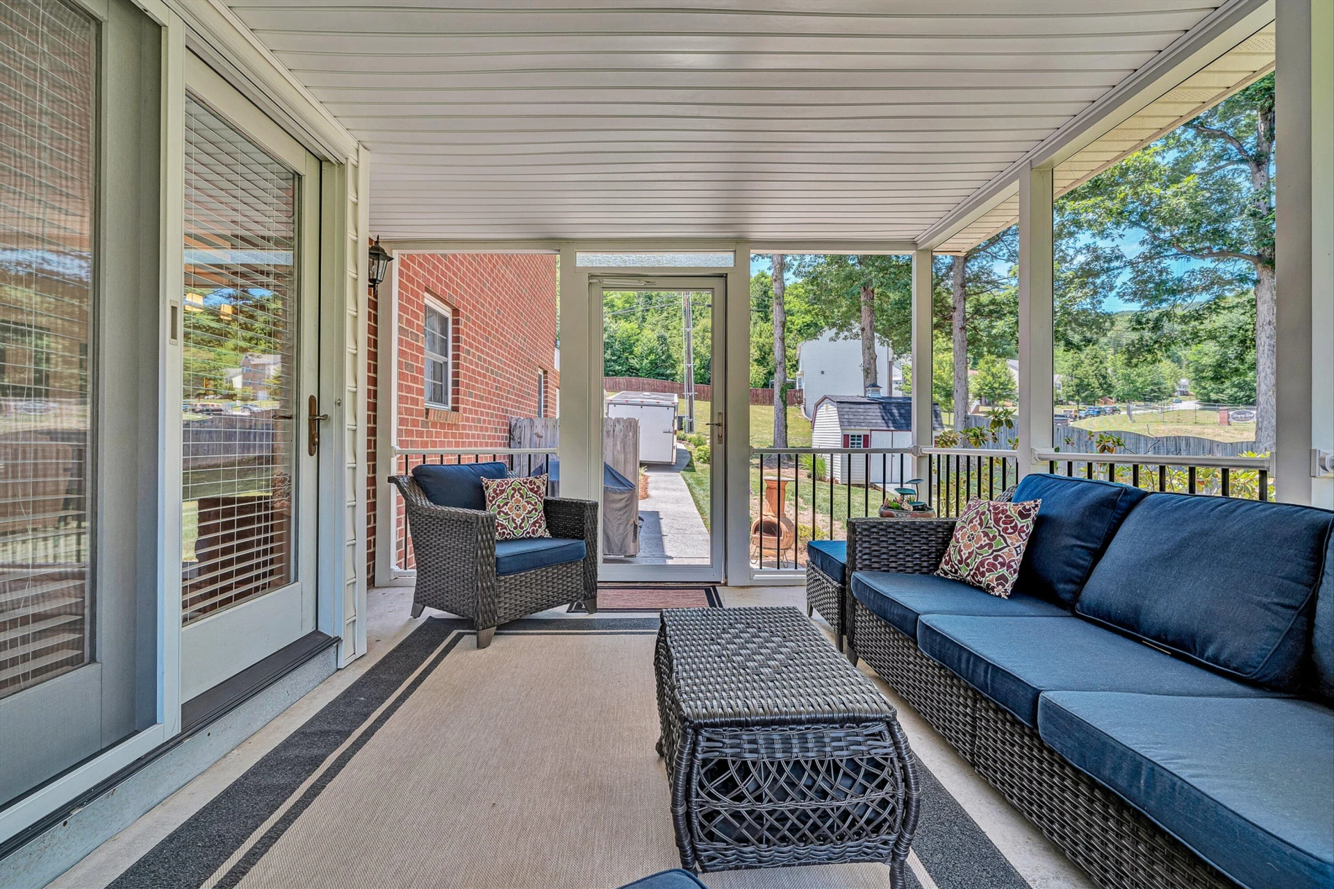 1907 Carleton DR - Photo 38