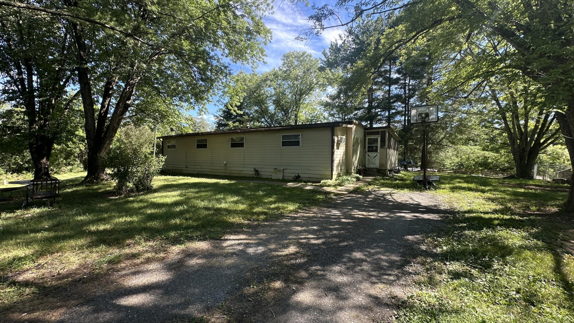 949 Roy RD - Photo 2