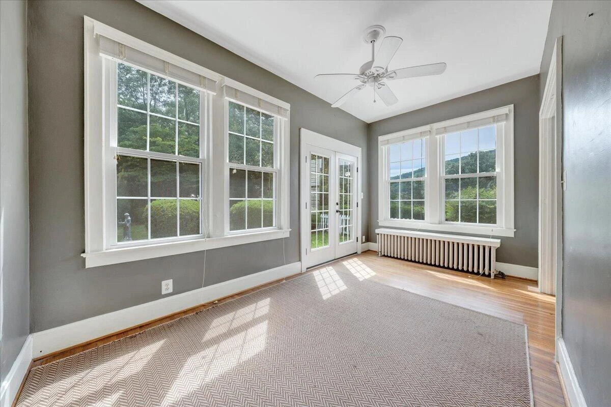 72 Bath ST - Photo 13
