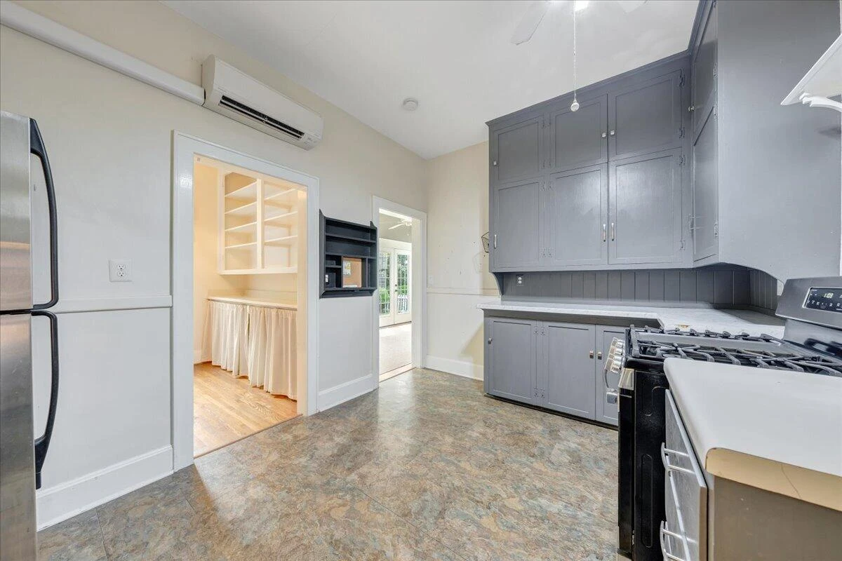72 Bath ST - Photo 17
