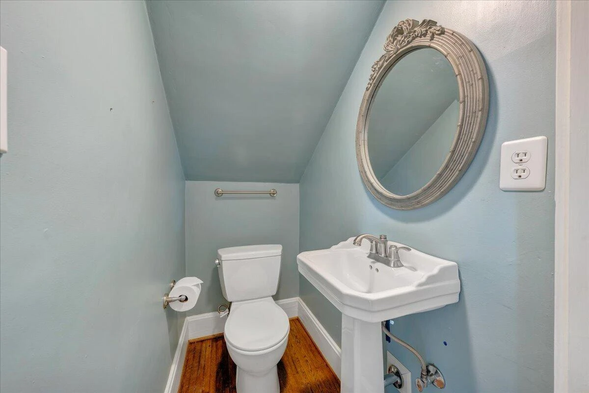 72 Bath ST - Photo 19