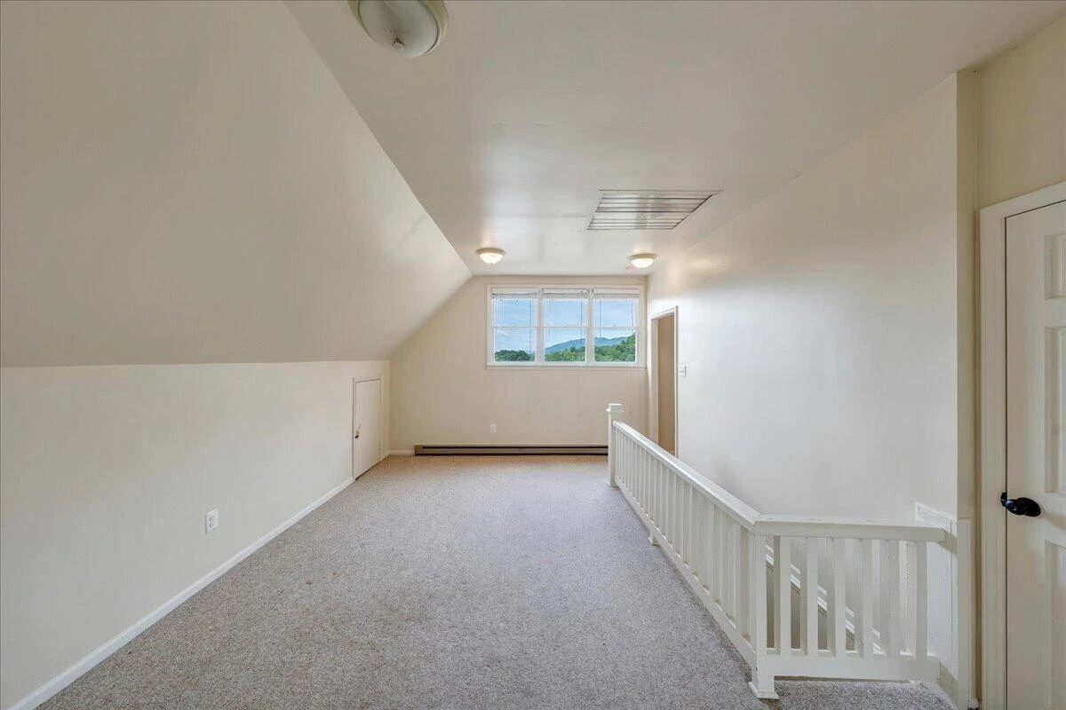 72 Bath ST - Photo 36