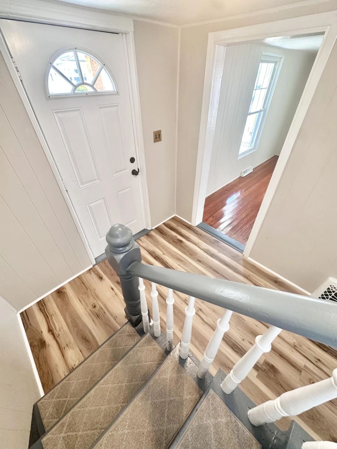 817 Rose AVE - Photo 11