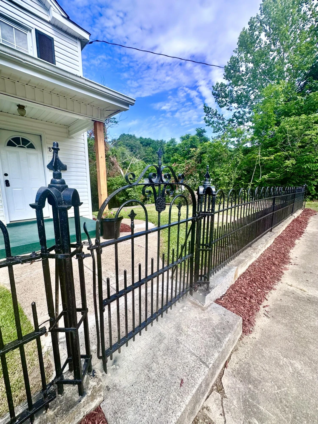 817 Rose AVE - Photo 3