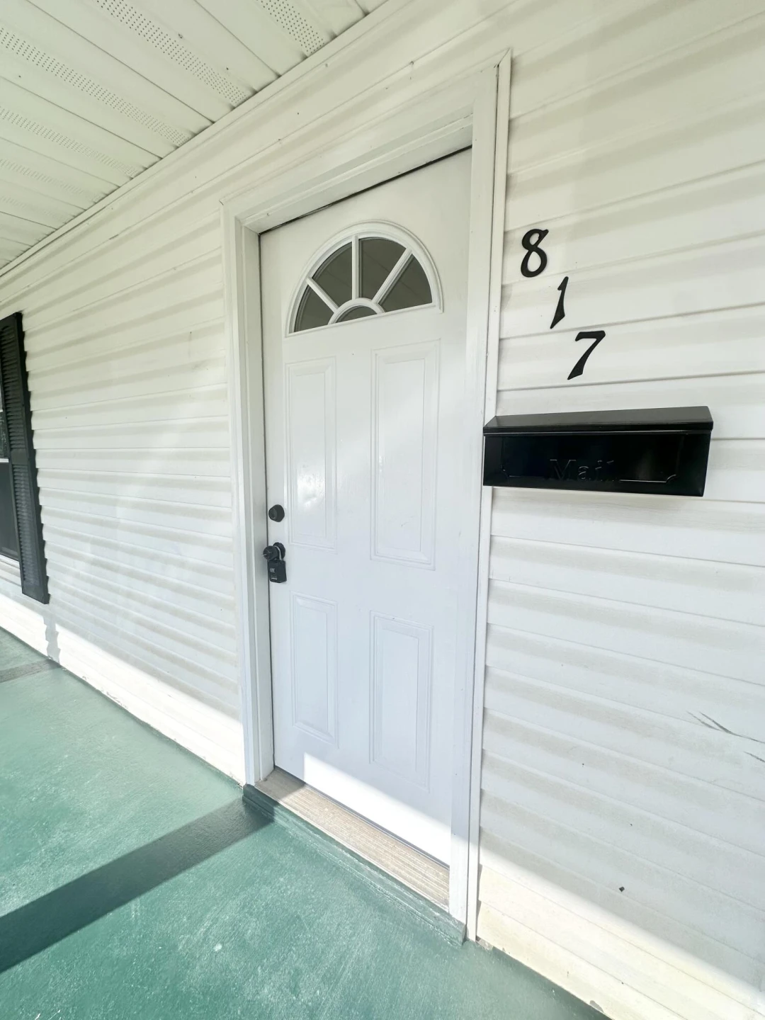817 Rose AVE - Photo 9