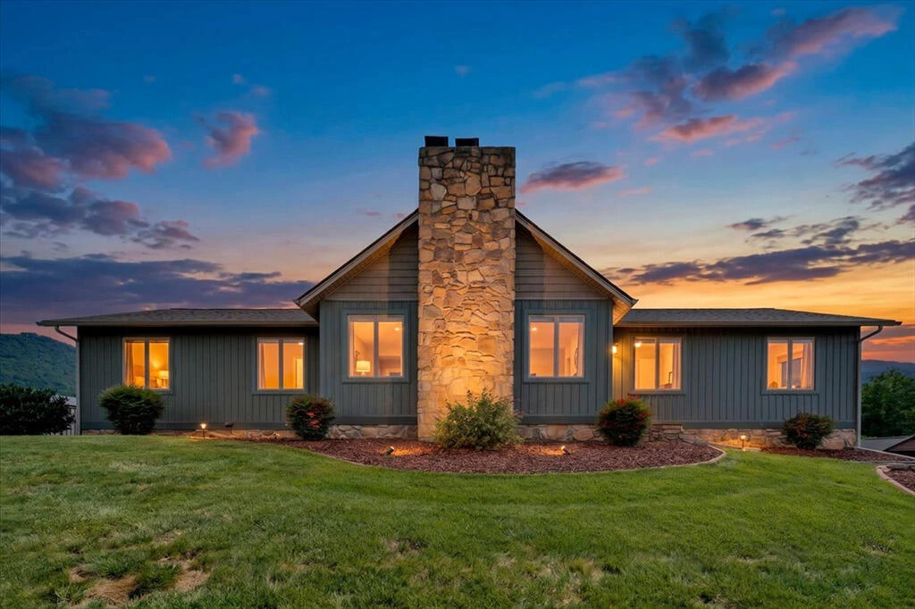 2418 Horsepen Mountain CIR