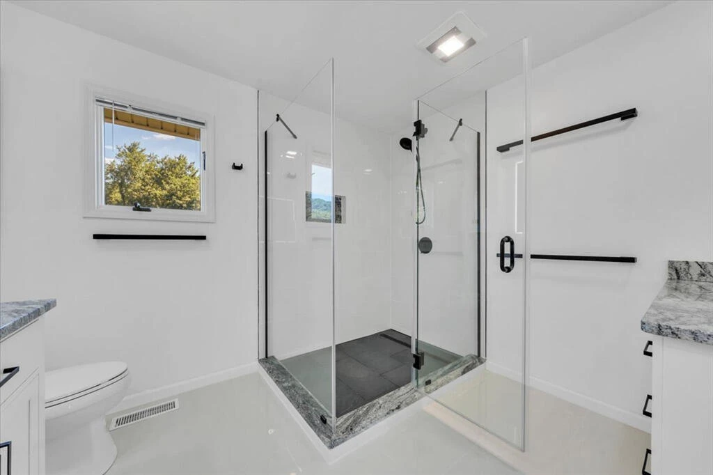 2418 Horsepen Mountain CIR - Photo 18