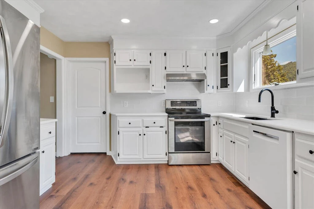 2418 Horsepen Mountain CIR - Photo 9