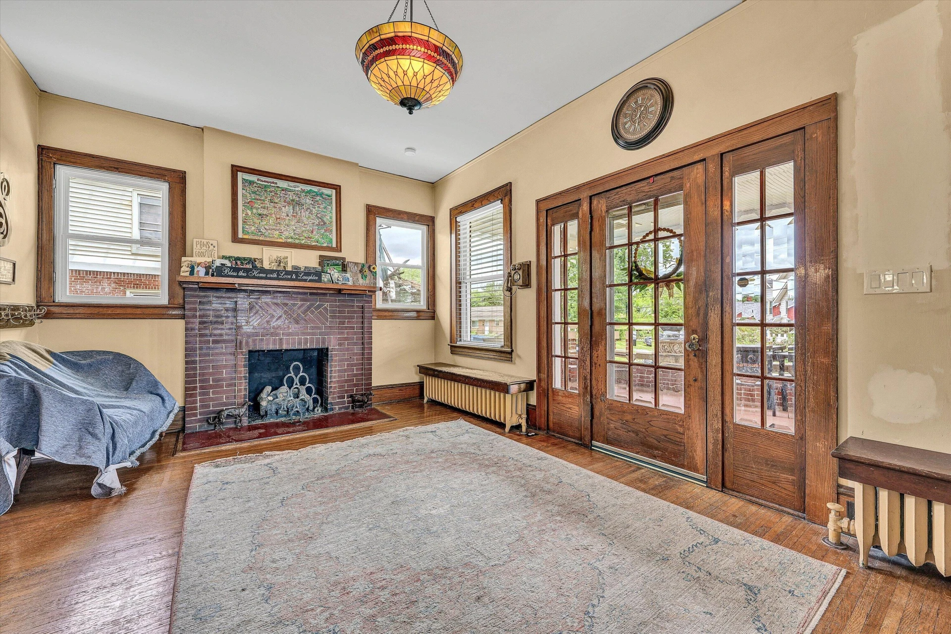323 N Maple ST - Photo 10