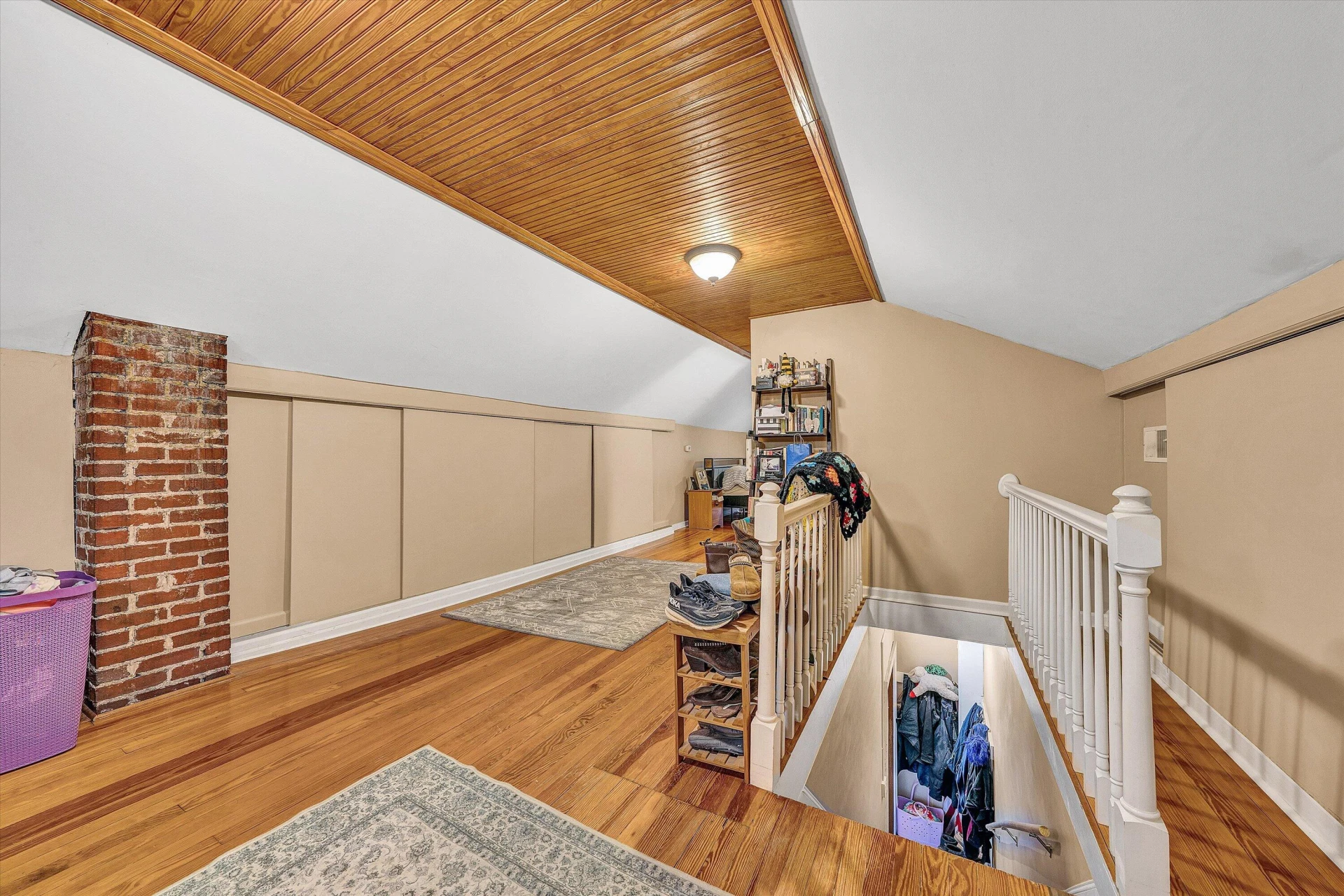 323 N Maple ST - Photo 25