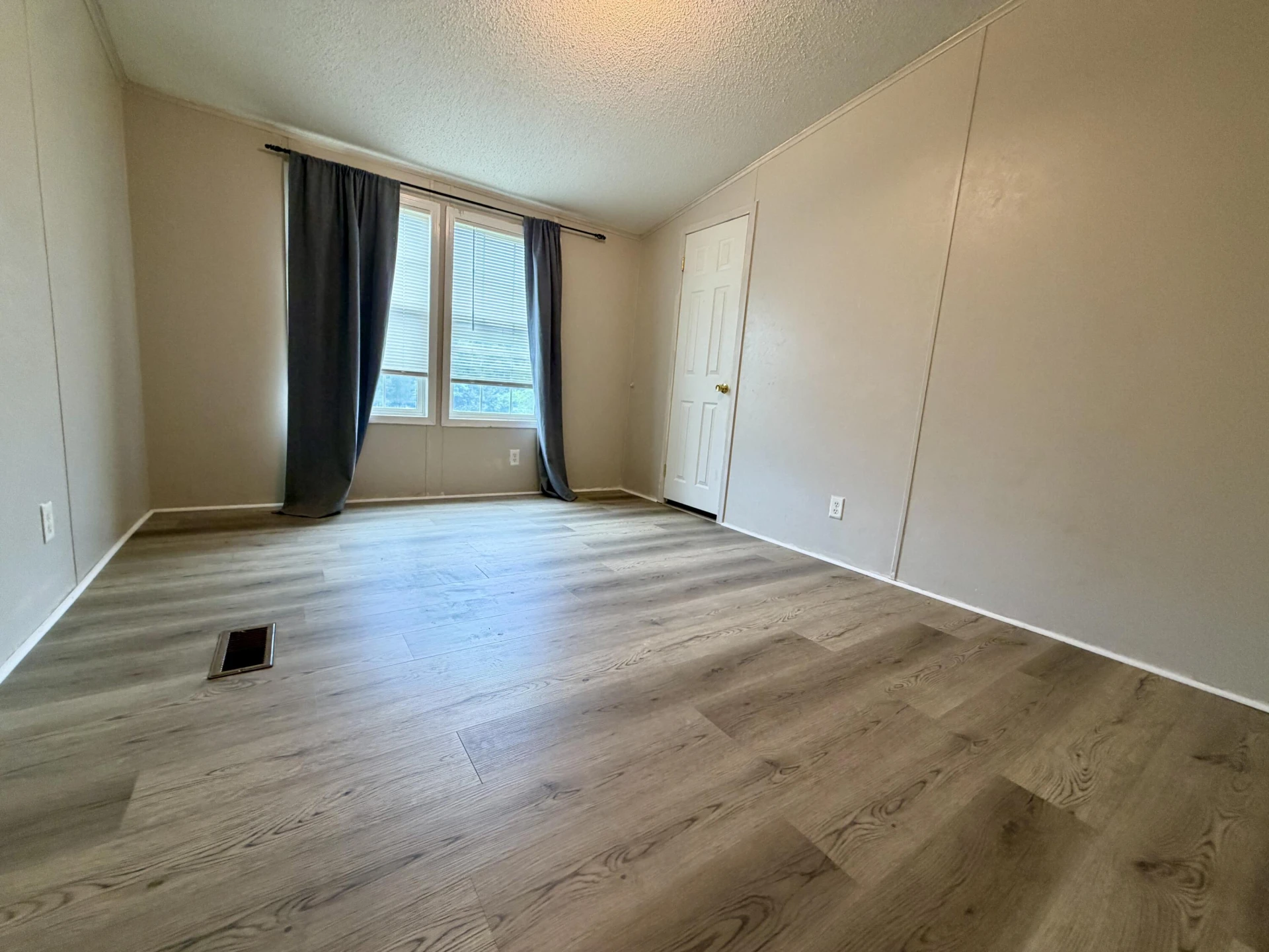 3501 Randall DR - Photo 12