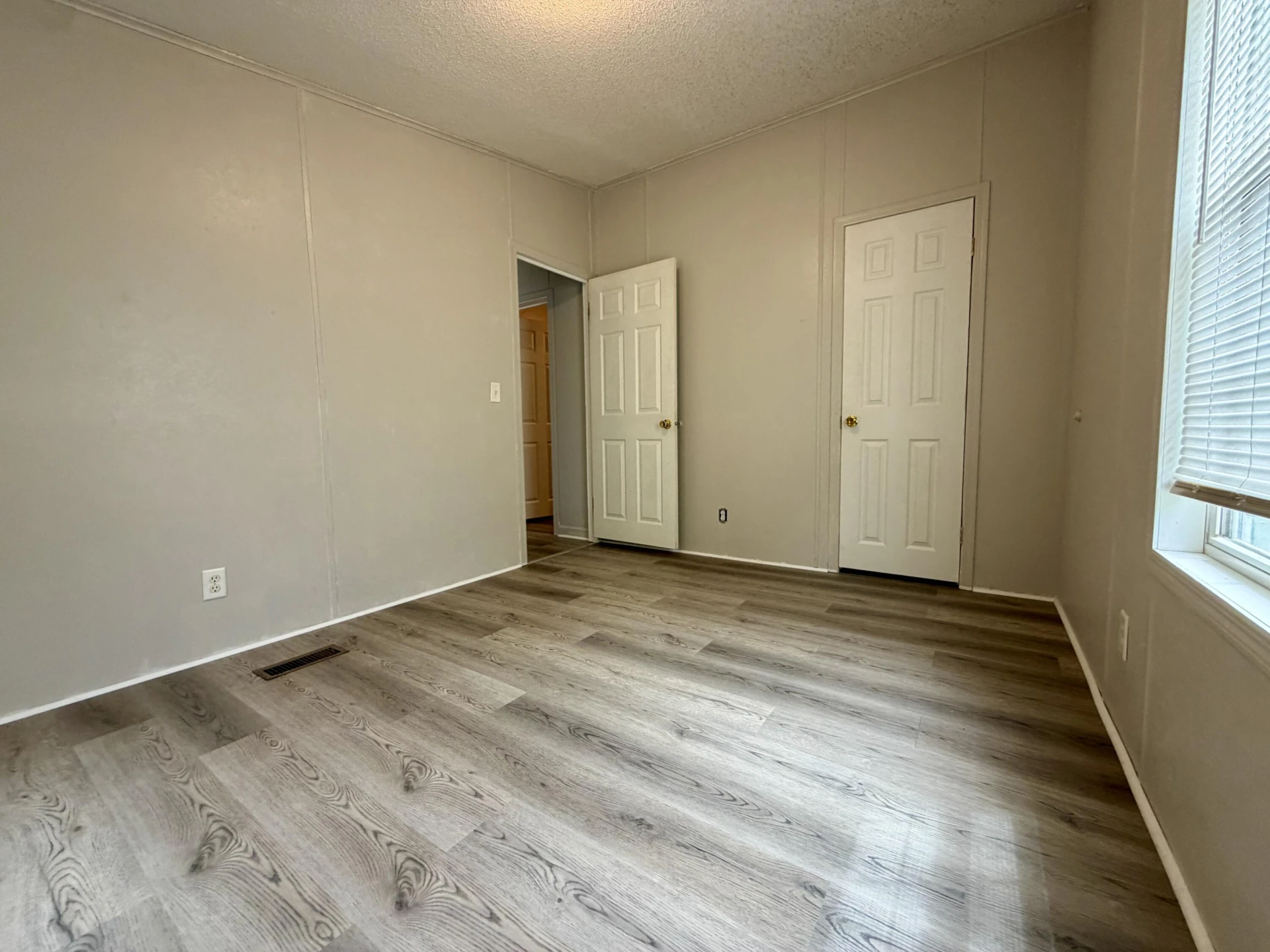 3501 Randall DR - Photo 14
