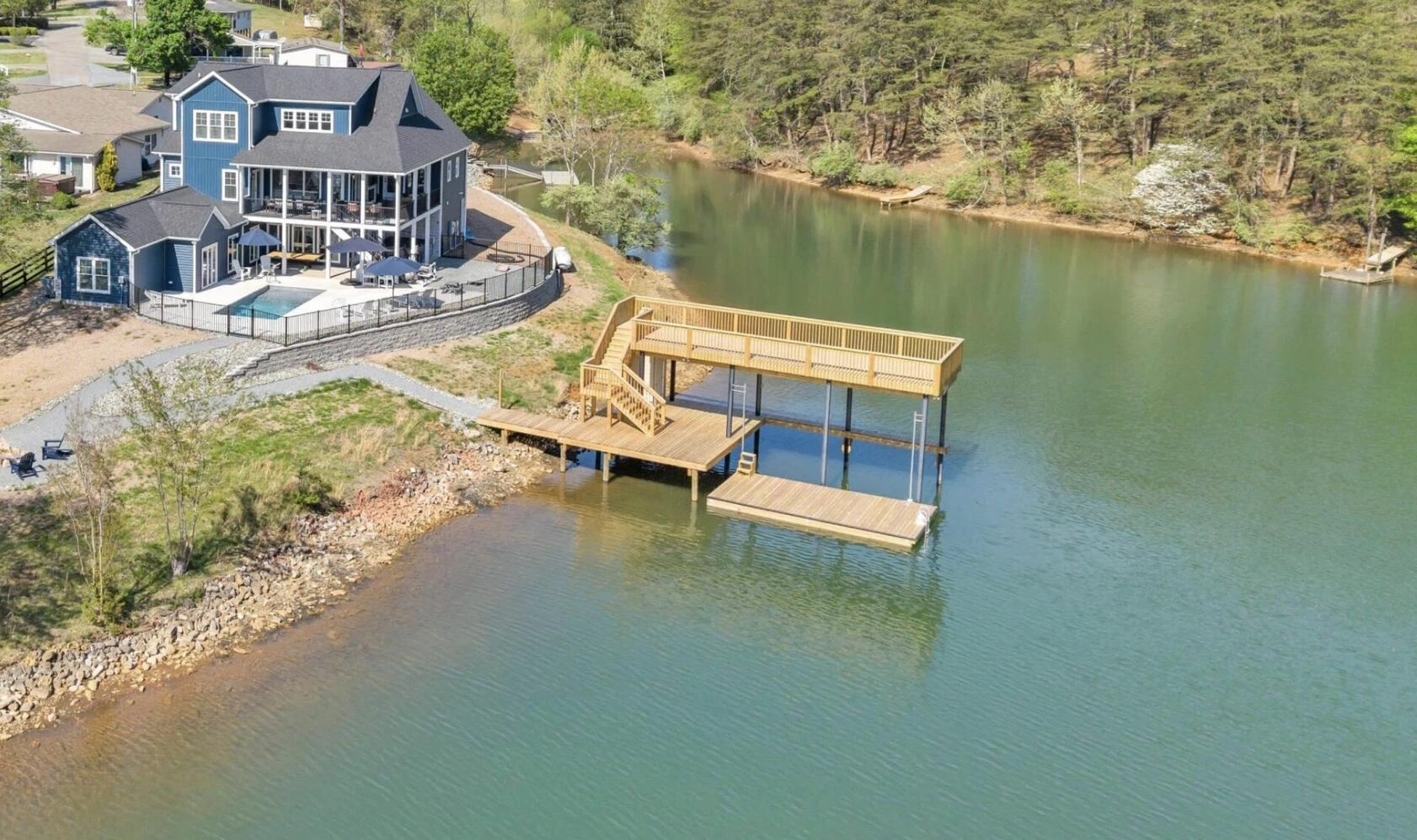 2937 Blount DR
