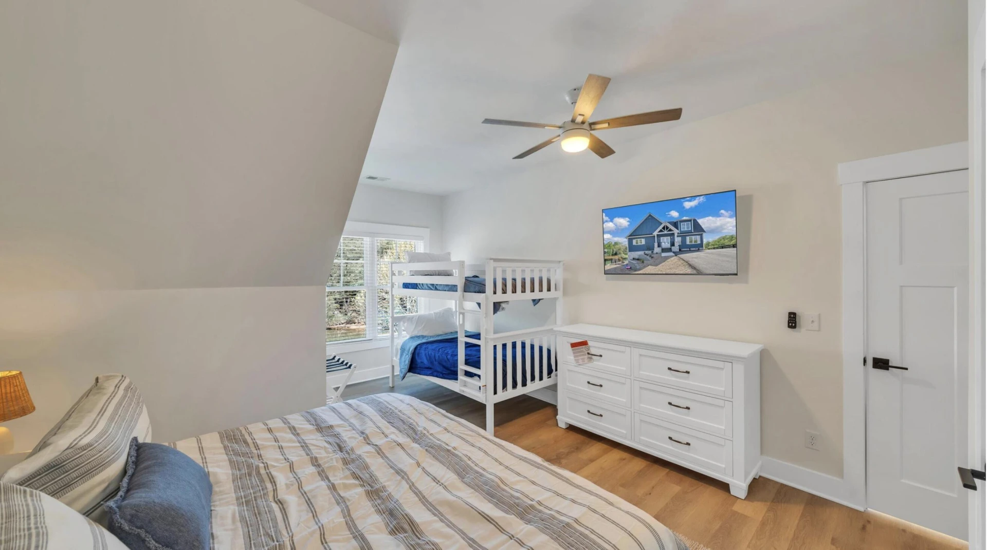 2937 Blount DR - Photo 29