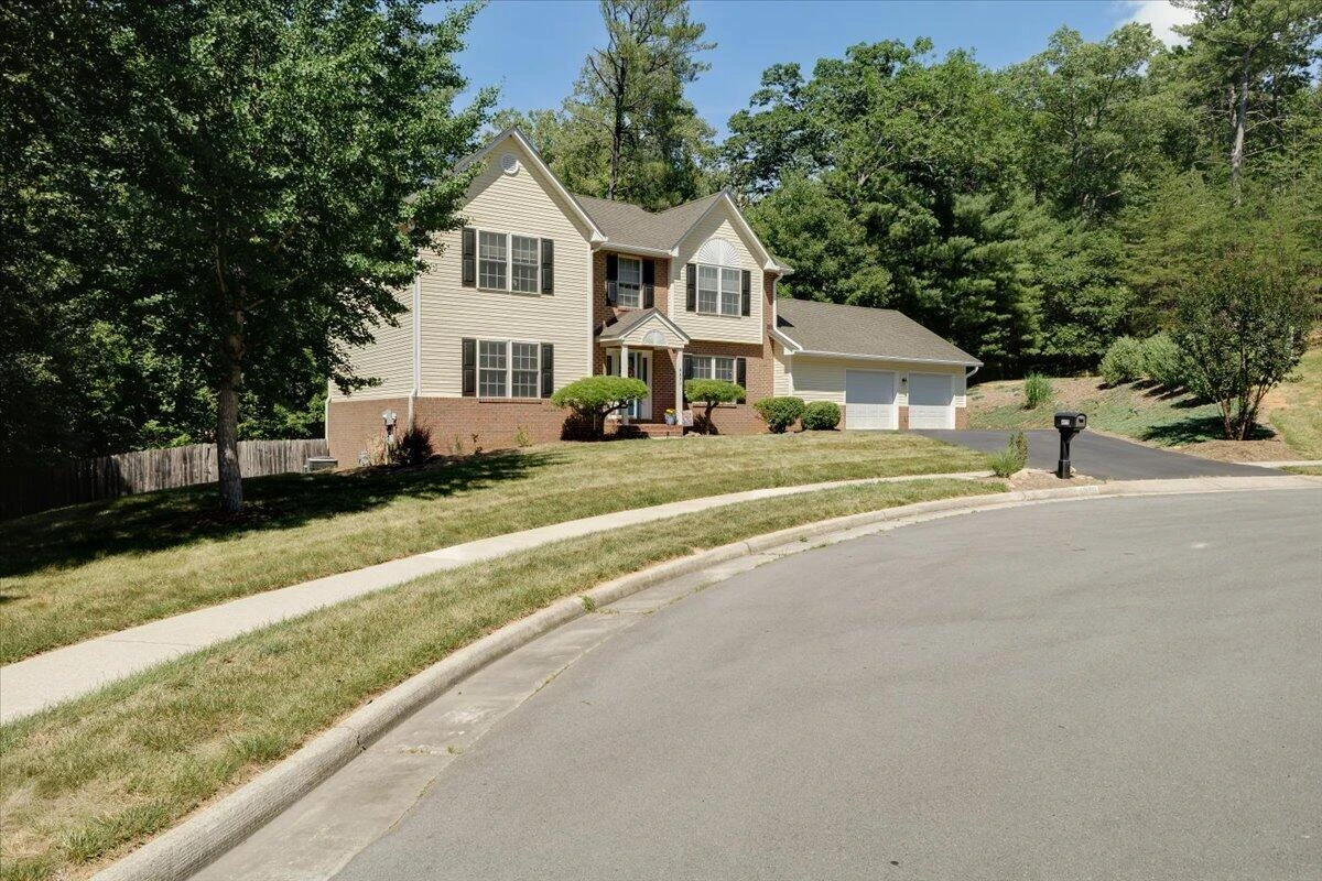 4870 Hickory Ridge CT - Photo 3