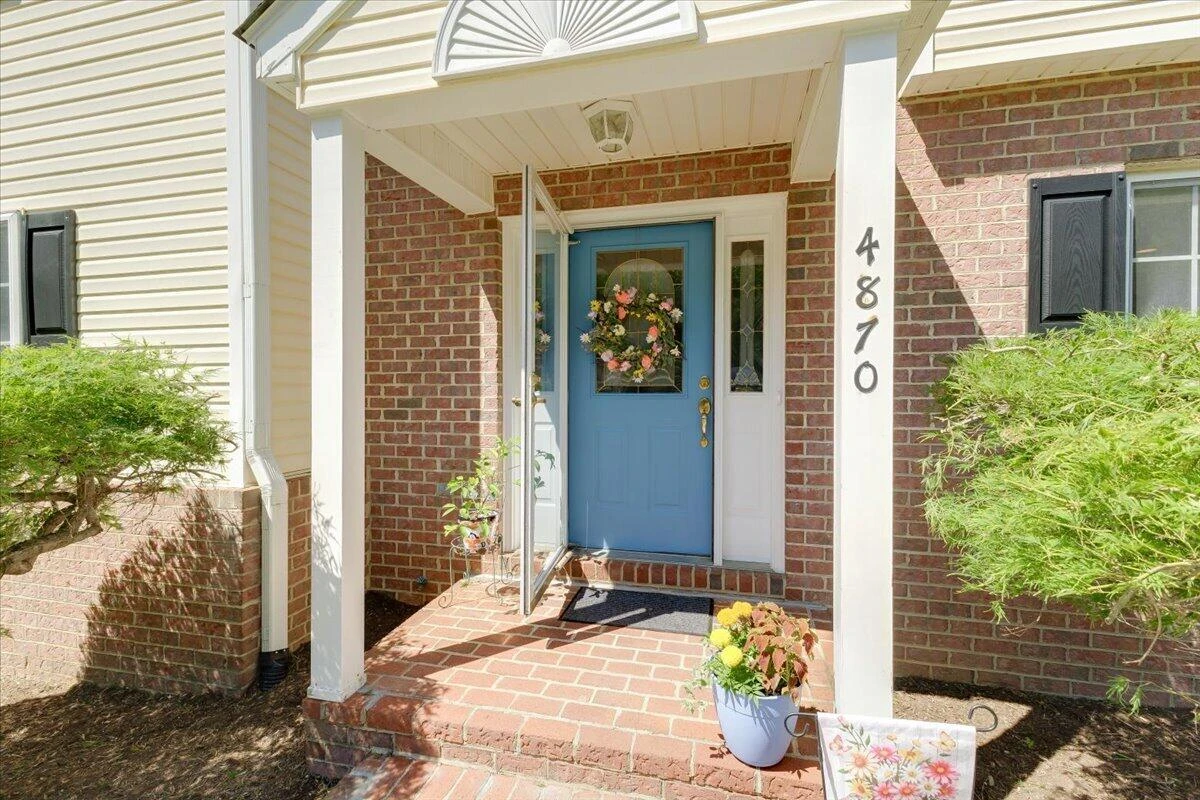 4870 Hickory Ridge CT - Photo 5