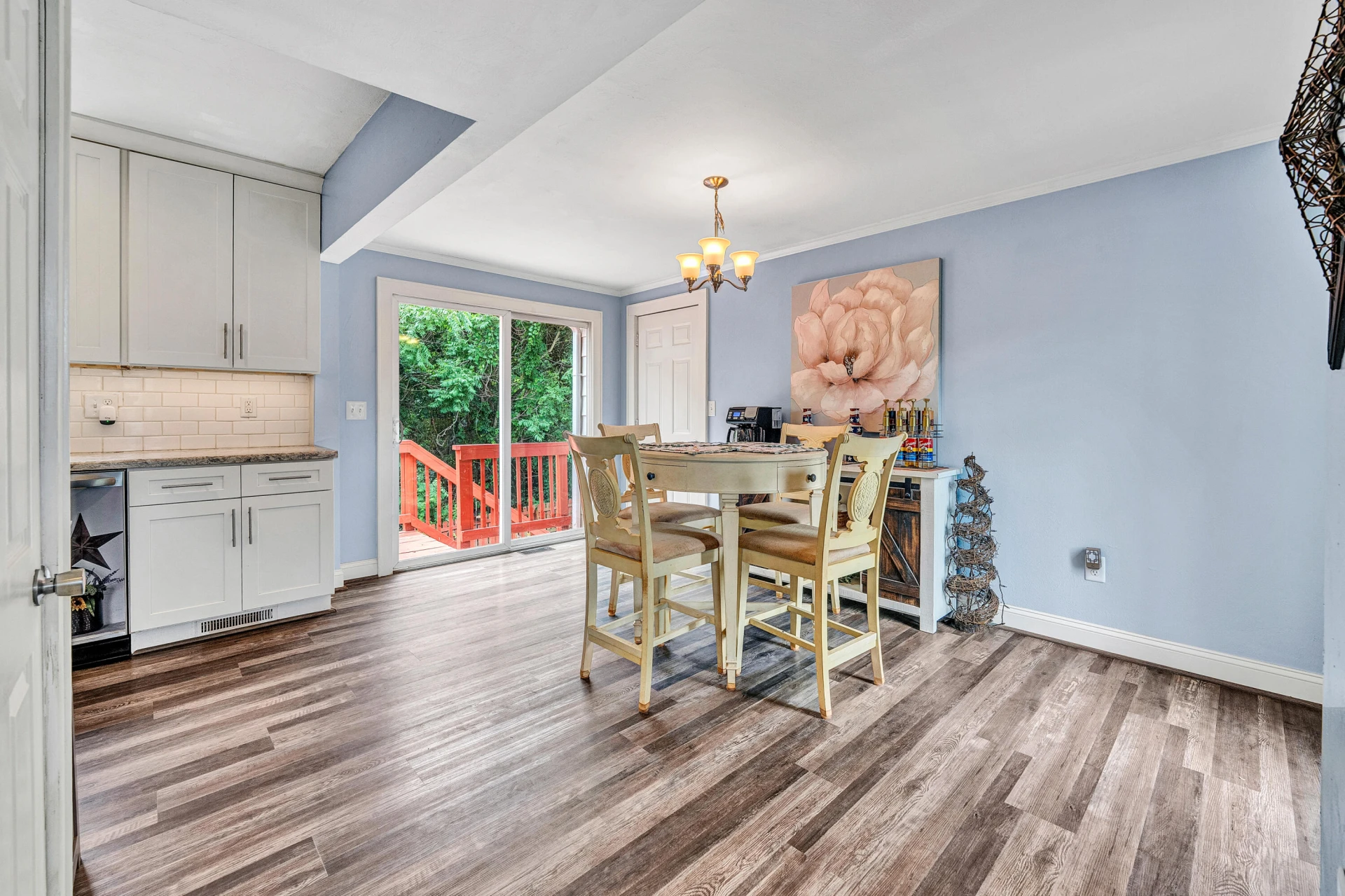 65 Windsor DR - Photo 11