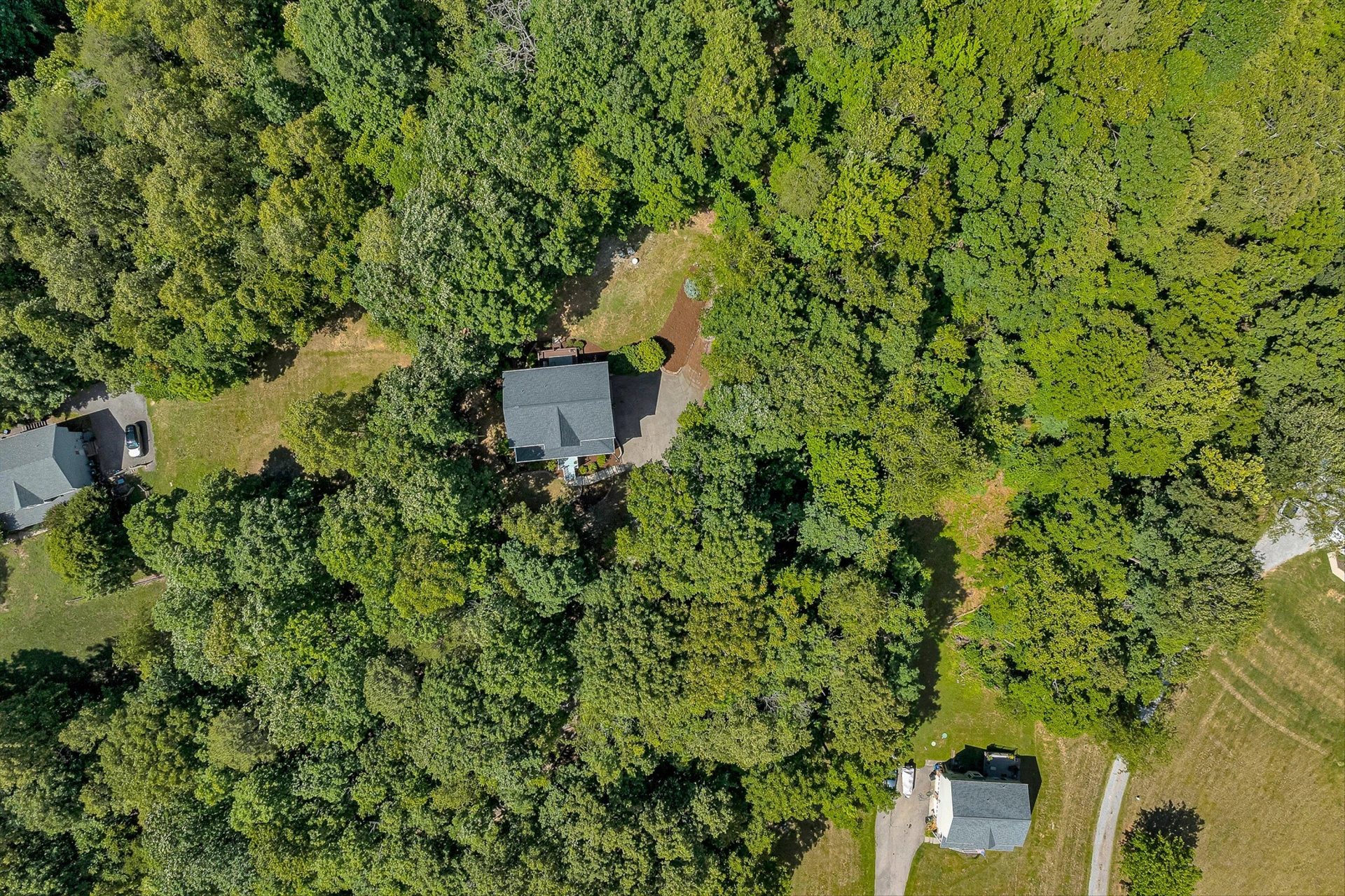 1067 Archway RD - Photo 36