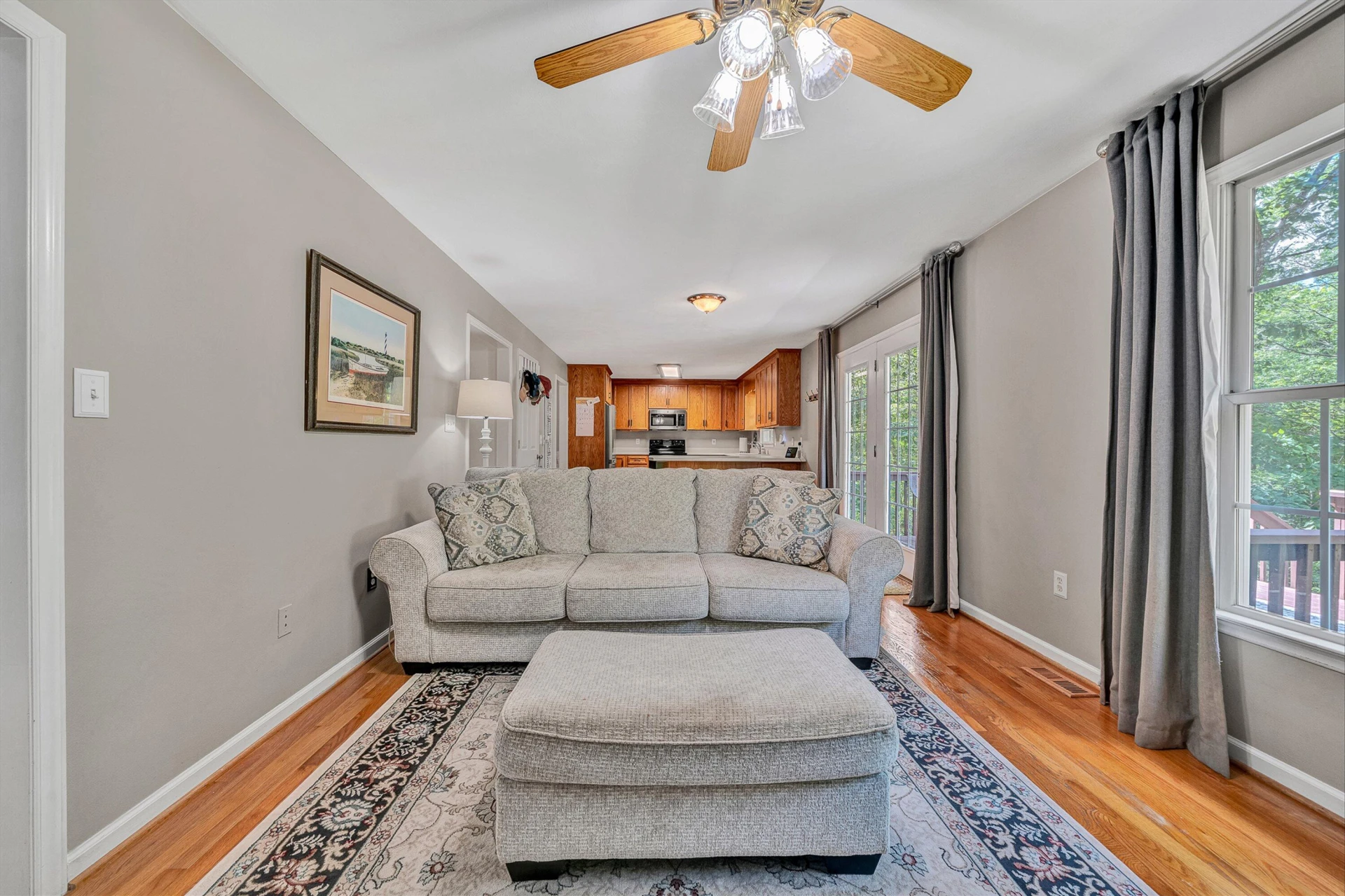 1067 Archway RD - Photo 7