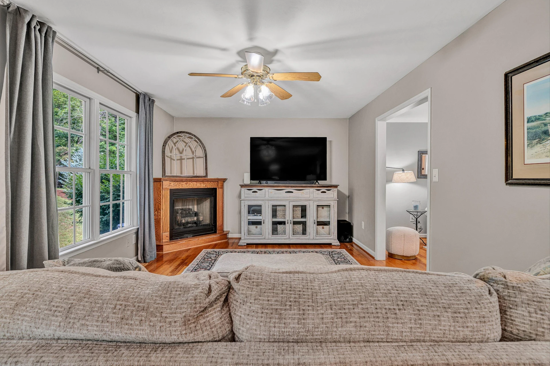 1067 Archway RD - Photo 8