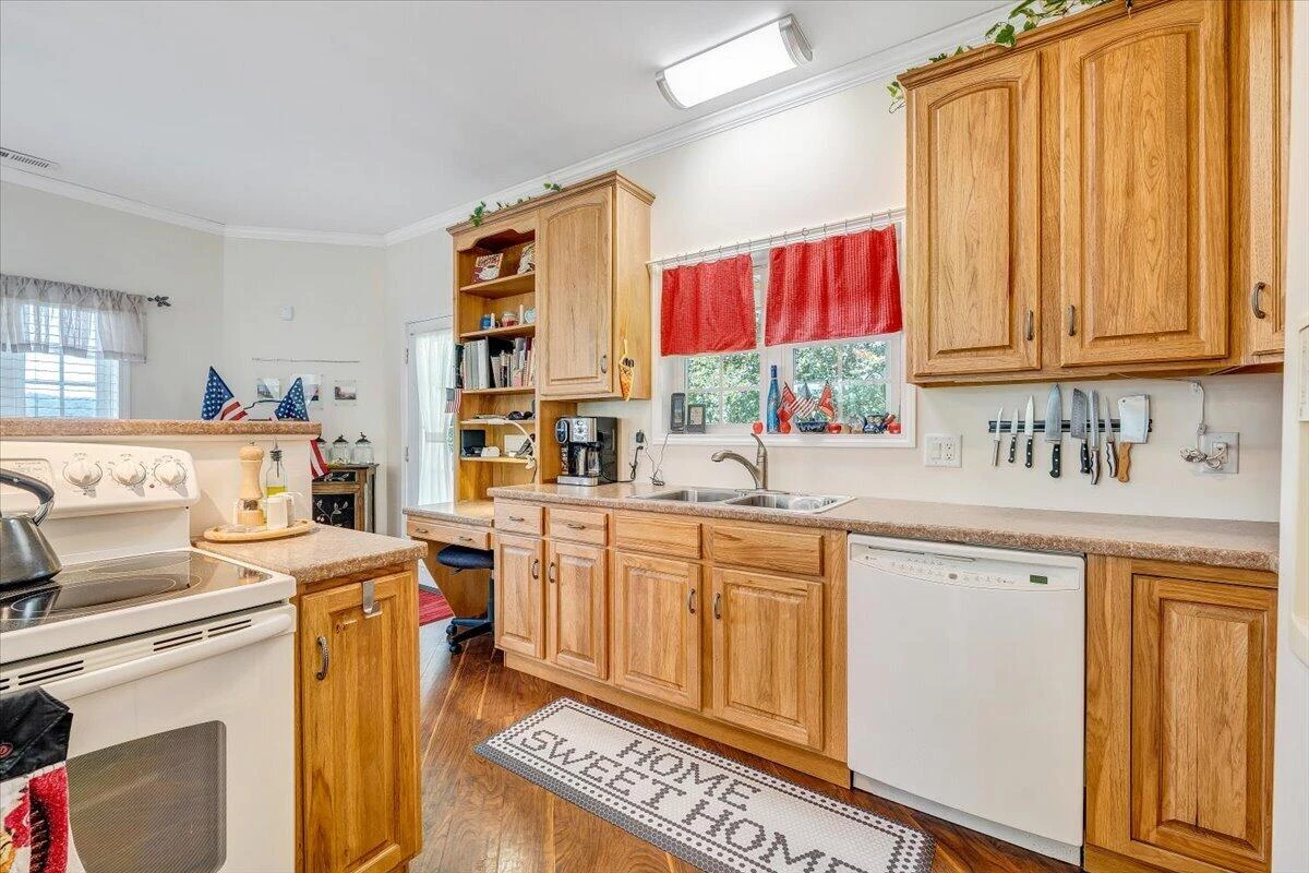 11010 Catawba RD - Photo 16