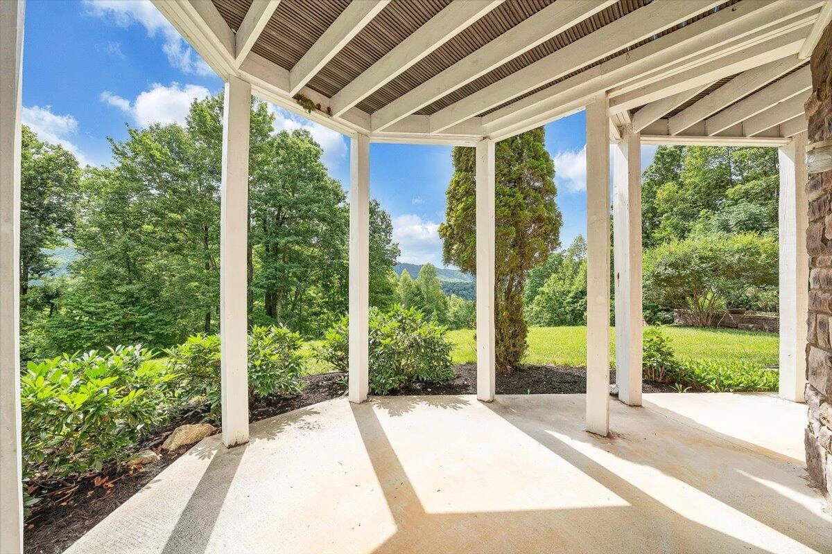 11010 Catawba RD - Photo 42