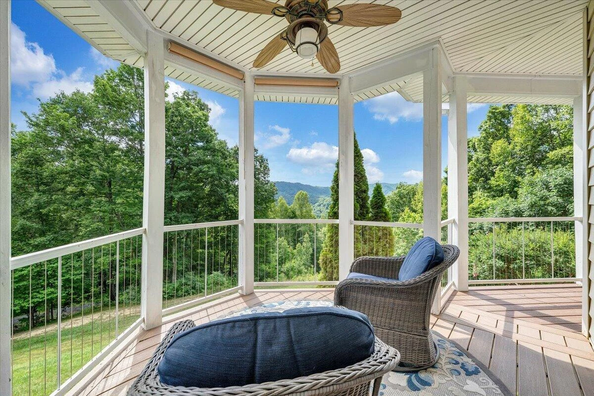 11010 Catawba RD - Photo 44