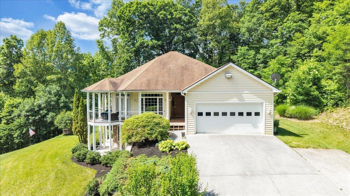 11010 Catawba RD - Photo 5