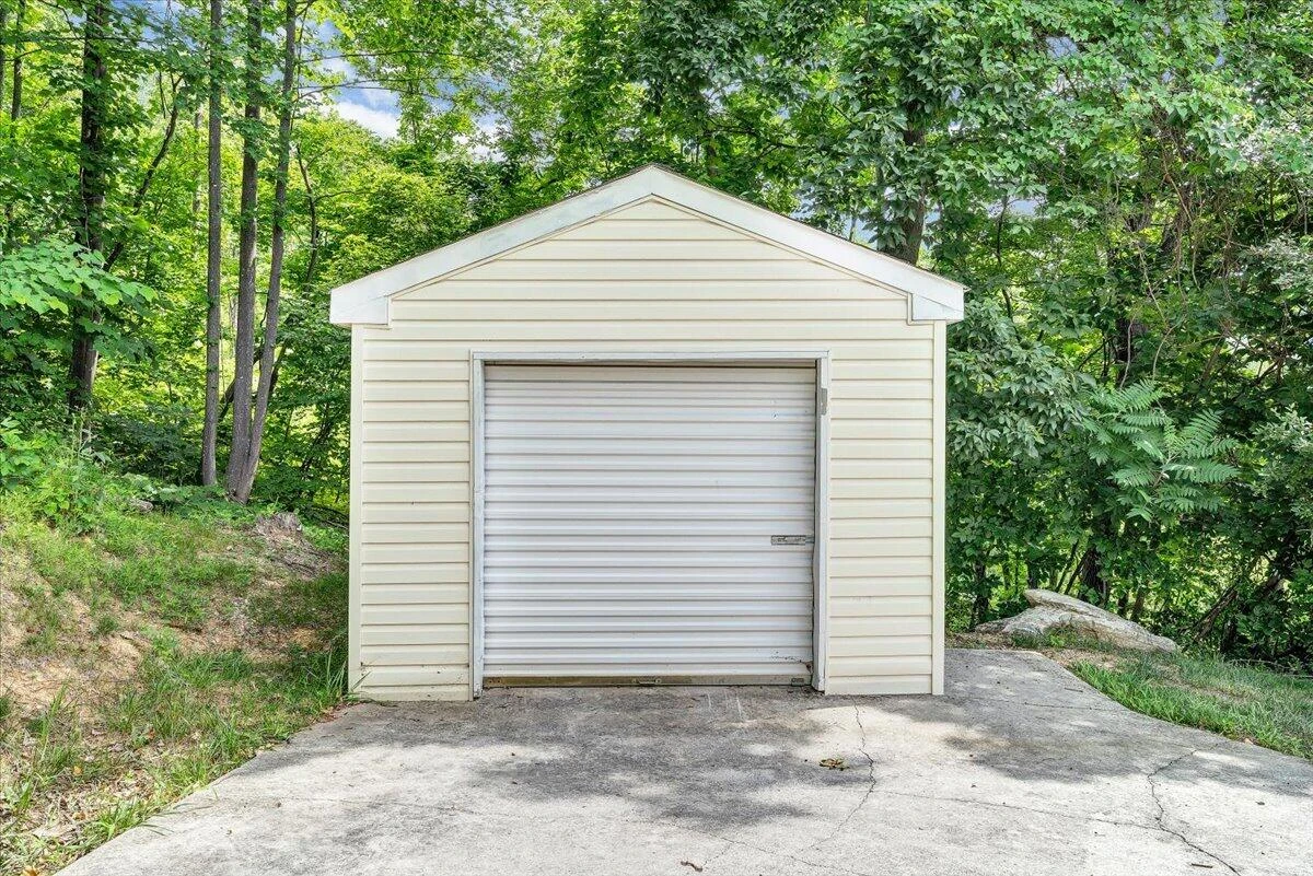11010 Catawba RD - Photo 53
