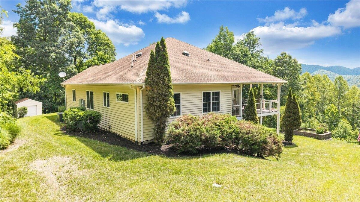 11010 Catawba RD - Photo 56