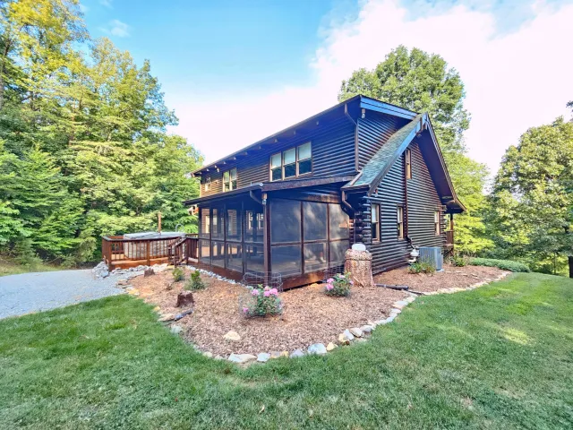634 Zimmerman RD, Blue Ridge, VA, 24064
