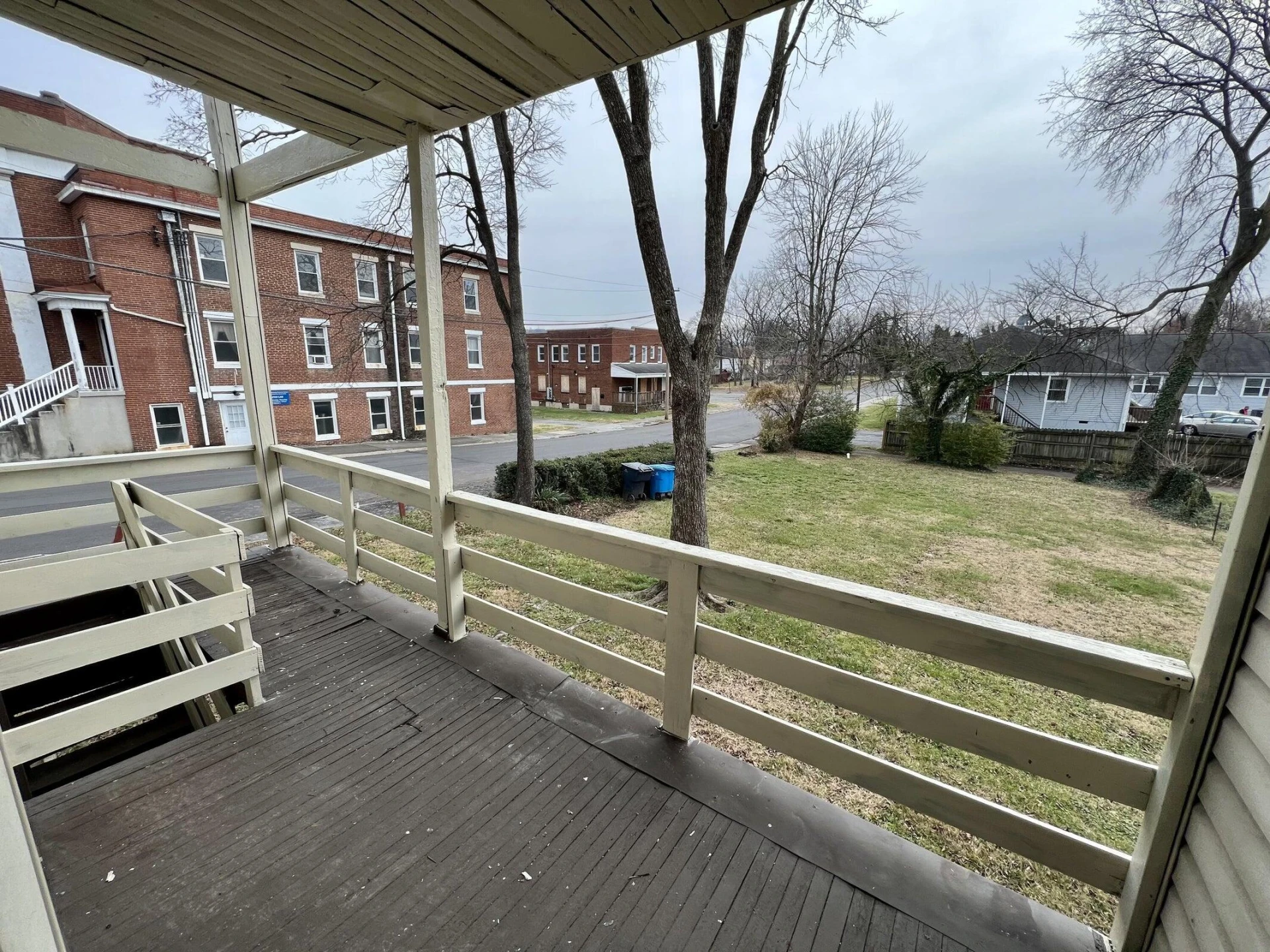 1202 Melrose AVE NW - Photo 10