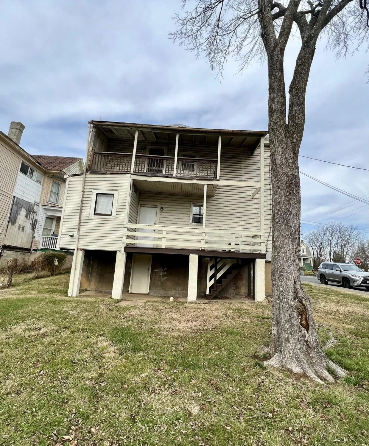 1202 Melrose AVE NW - Photo 13